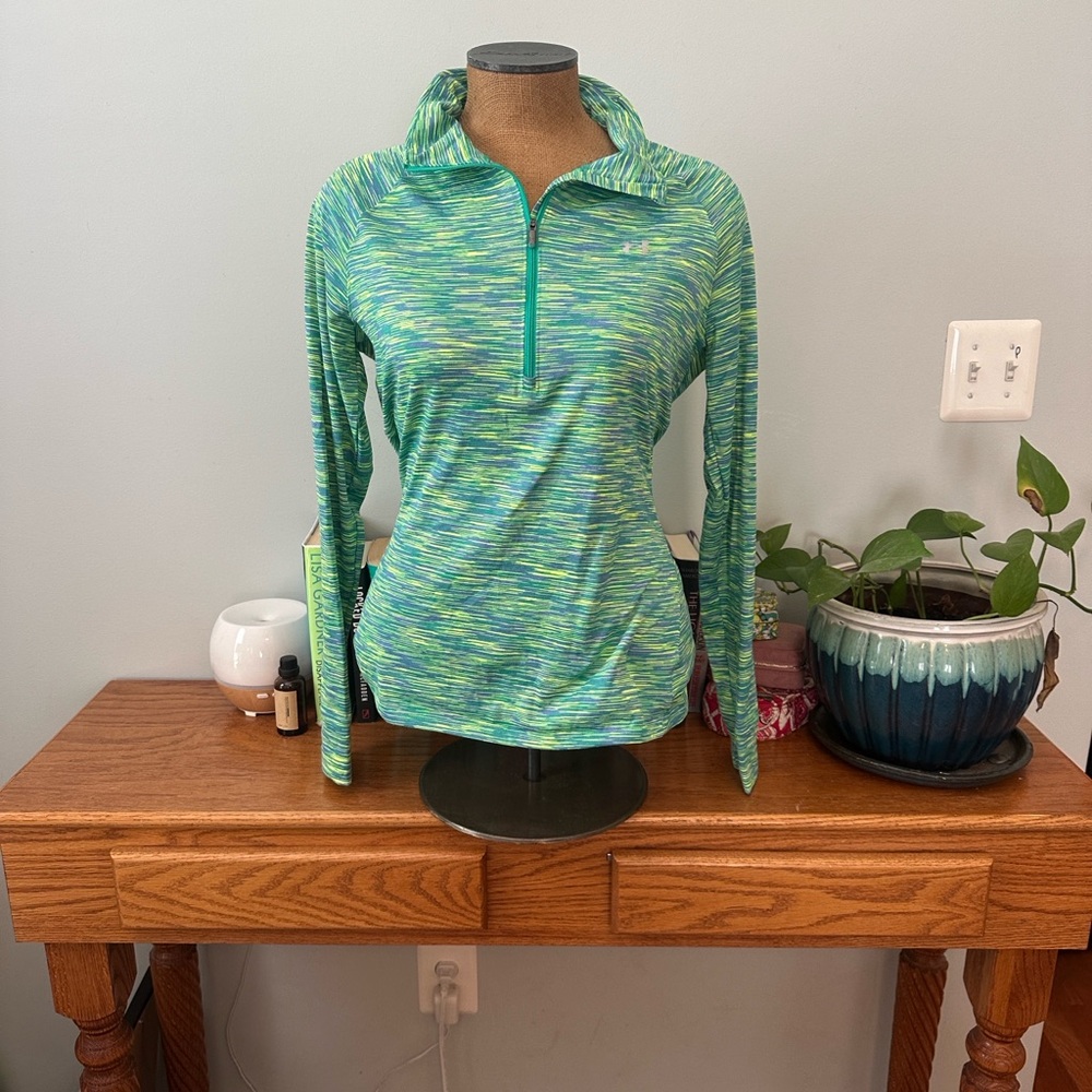LG Women's Blue and Green Long Sleeve Quarter-Zip Top